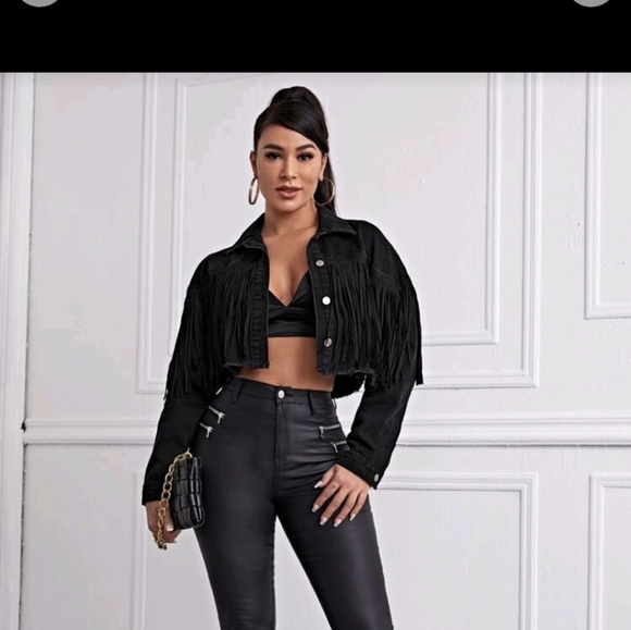 Sold - Picture 3 of 11